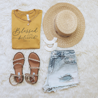 *WEEKLY DEAL* Ends Sunday! Blessed Is She Who Has Believed Graphic T-Shirt