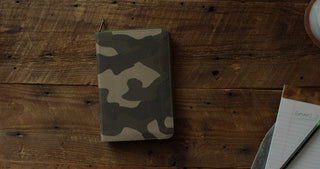 ESV Compact Bible, Canvas with Zipper, Camo Design