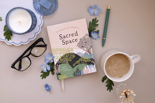 Sacred Space Devotions for Women: Quiet Moments with Jesus