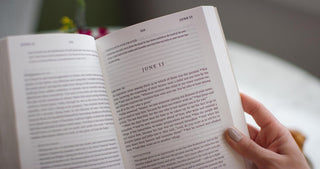 ESV Daily Devotional New Testament: Through the New Testament in a Year