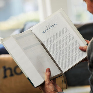 ESV, MacArthur Study Bible, 2nd Edition, Hardcover: Unleashing God's Truth One Verse at a Time